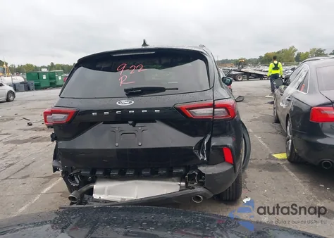 2025 Ford Escape St-Line from USA, damaged, VIN 1FMCU0MN8SUB33474